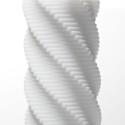 Un regard rapproché sur le masturbateur Spiral 3D de Tenga